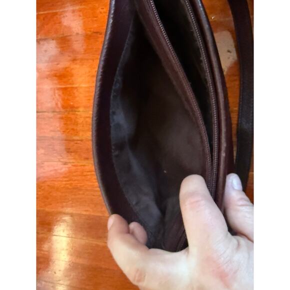 Vintage 70’s Etienne Aigner Oxblood Mahagony Brown Leather Bag Crossbody Purse - Picture 6 of 7